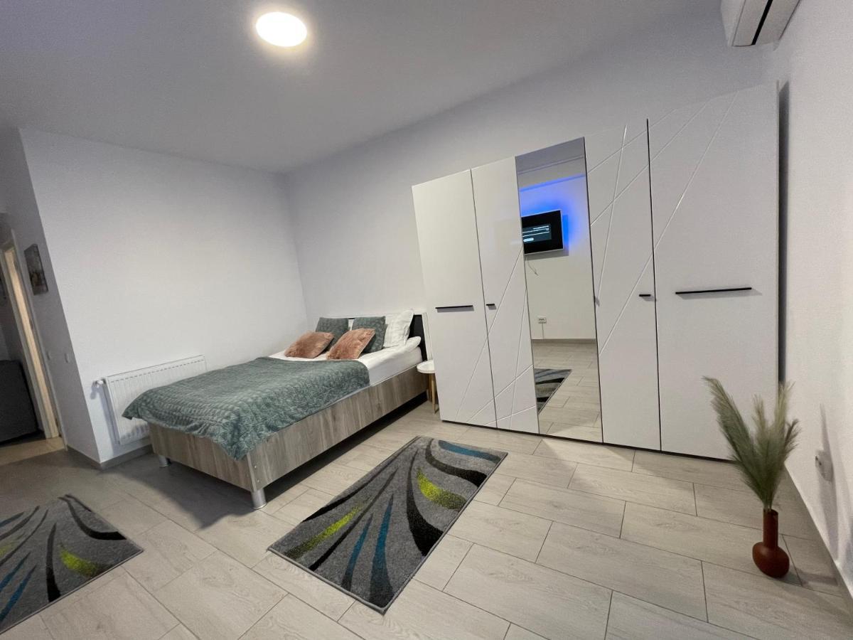 Studio Apartment Palas Mall Iasi Ngoại thất bức ảnh